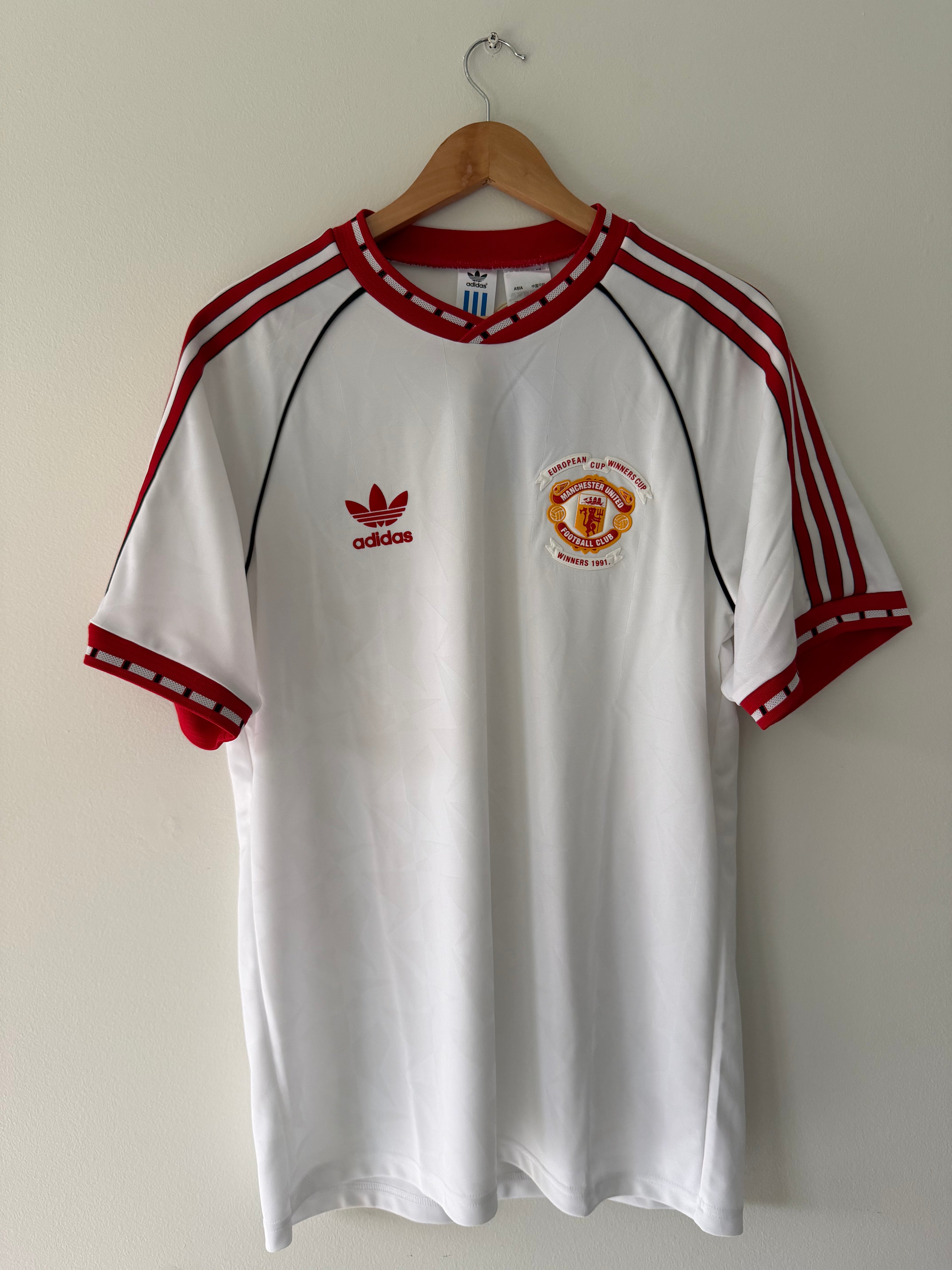 Manchester United 91 Away Reissue