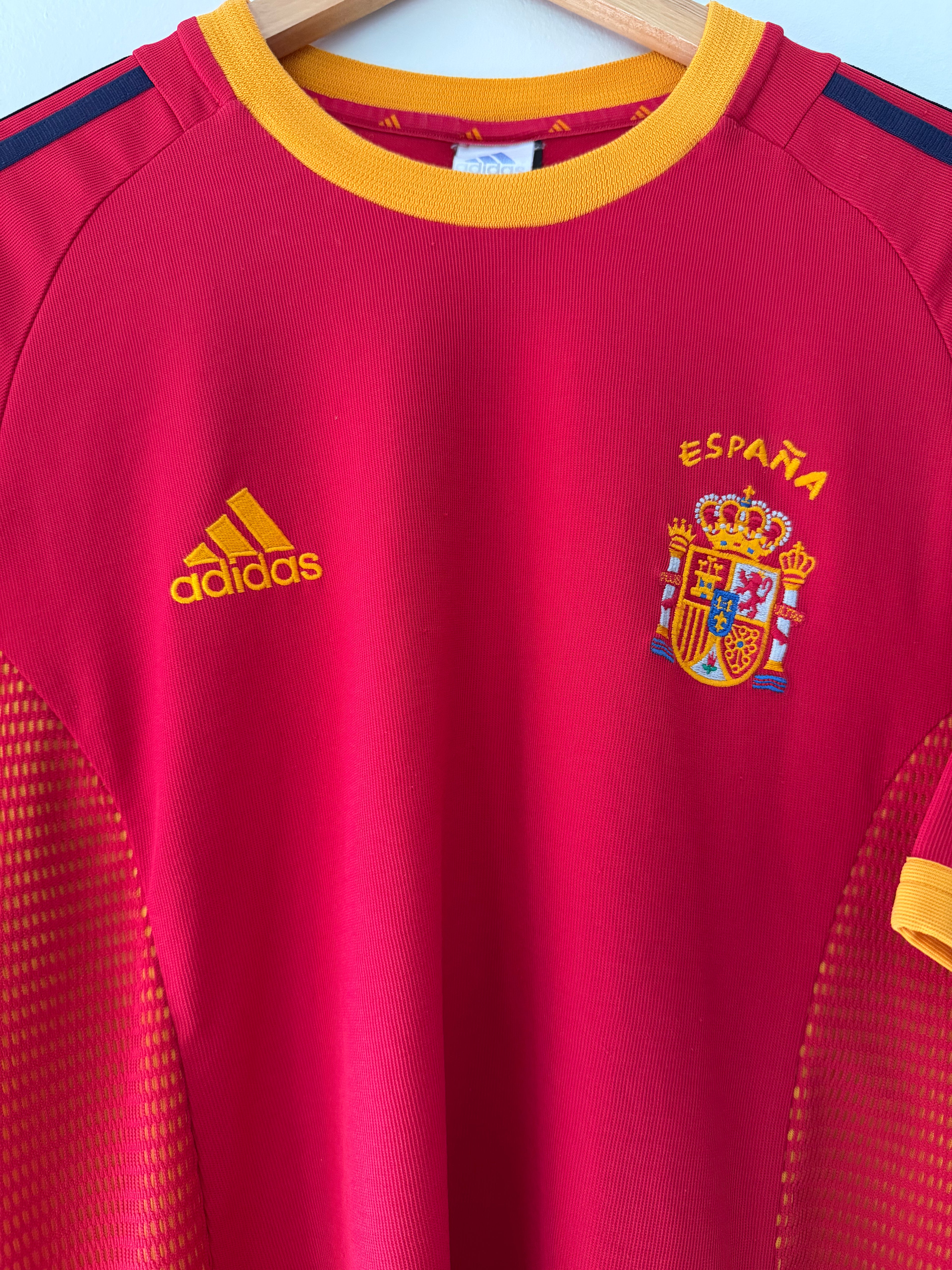 Spain Home 2002/04