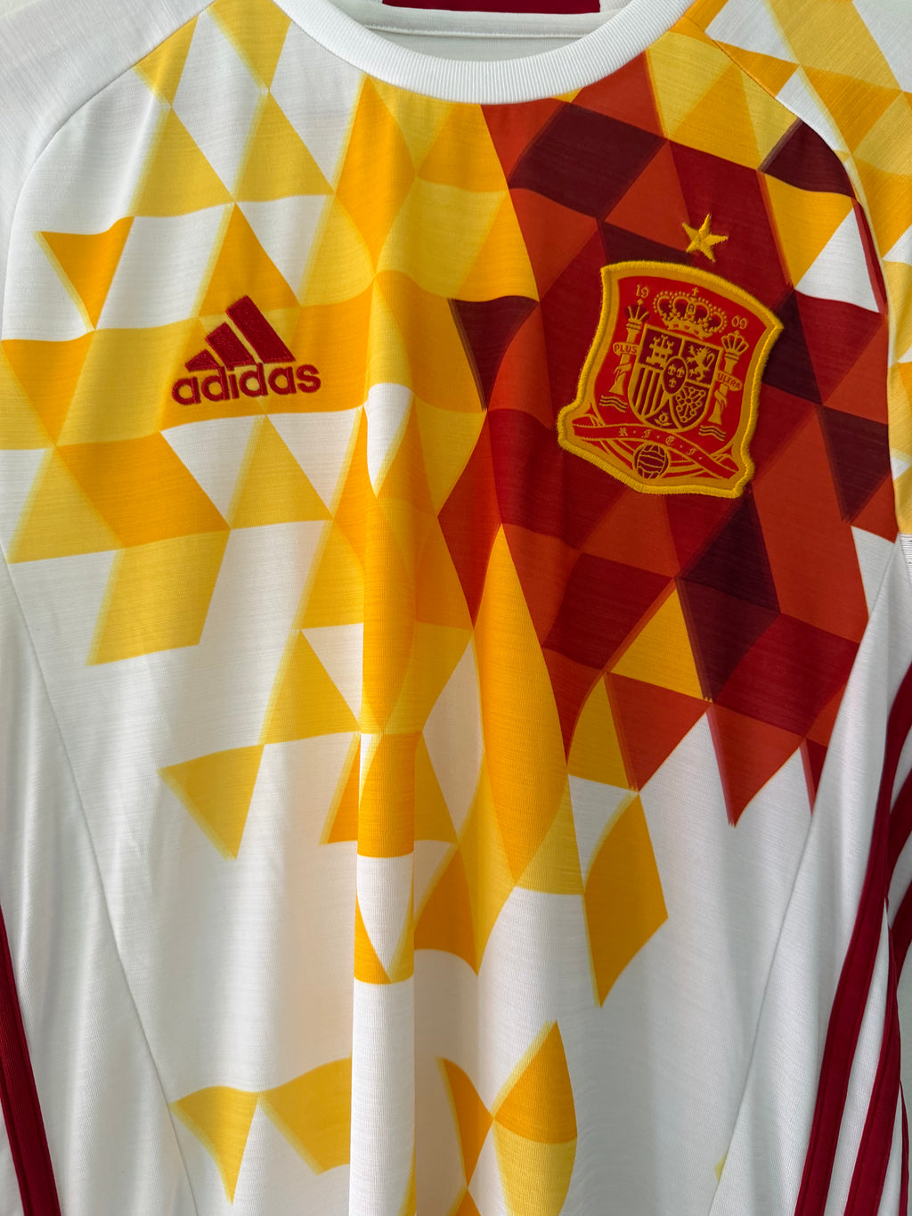 Spain 2016 Away