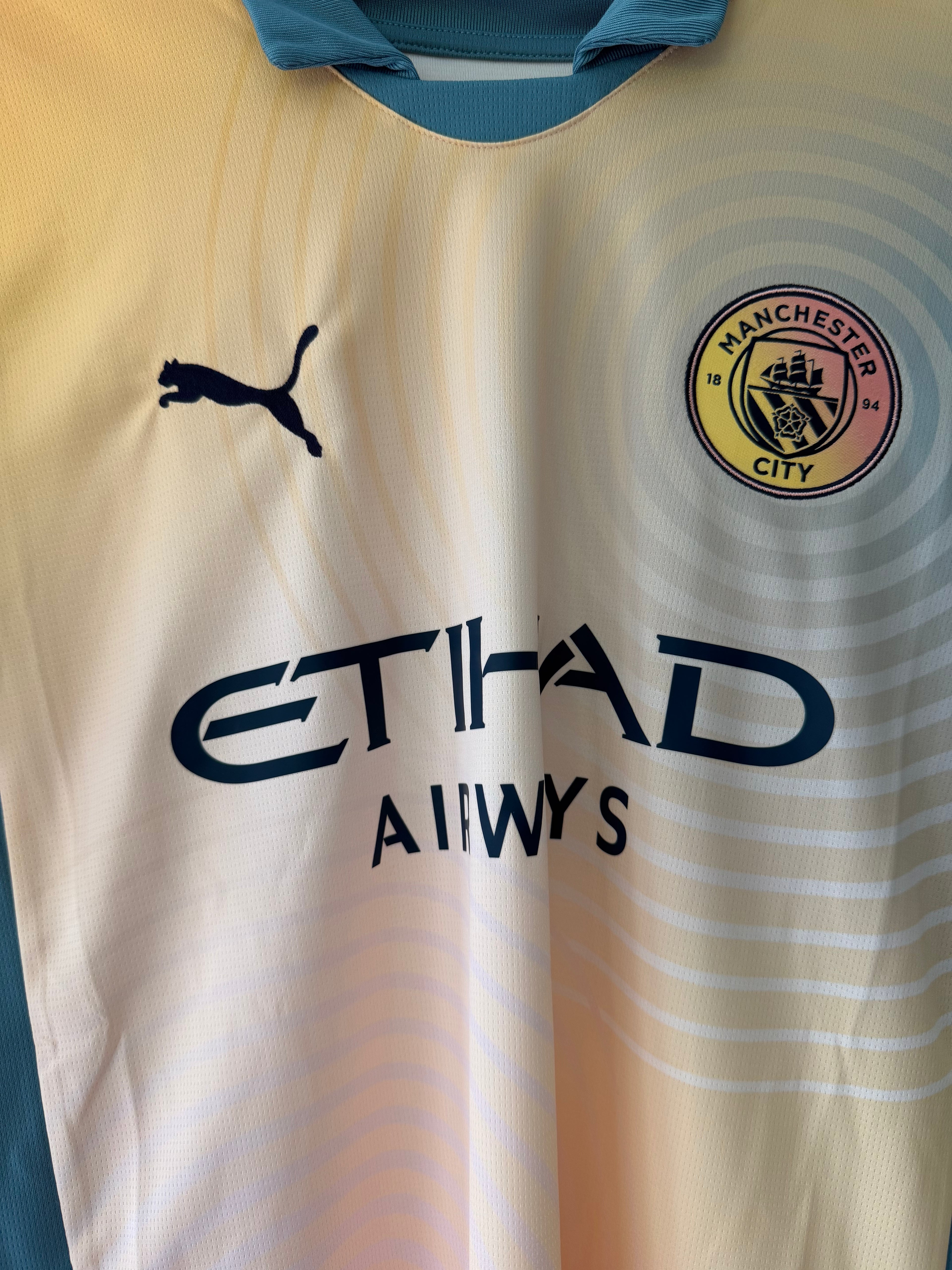 Manchester City 2024/25 Fourth Kit