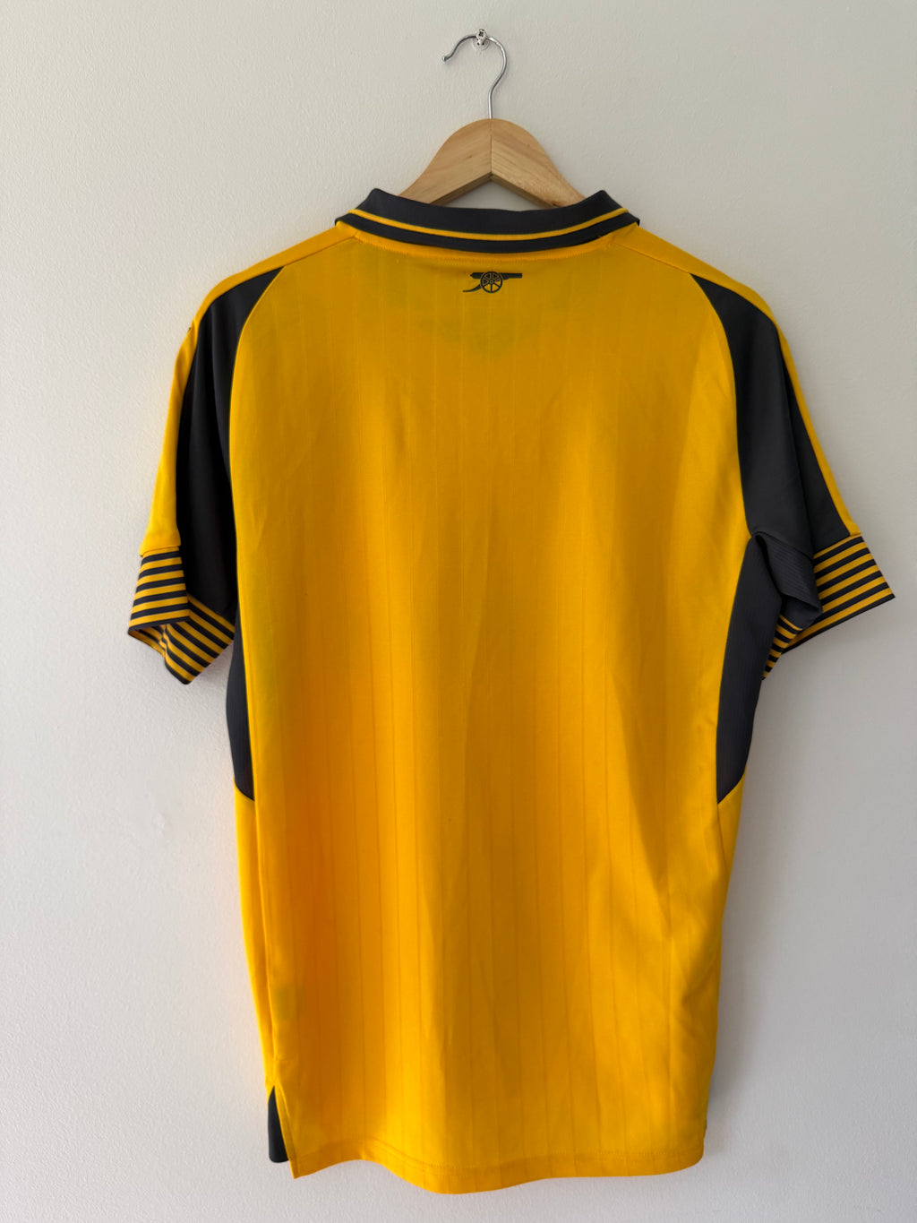 Arsenal 2016/17 Away