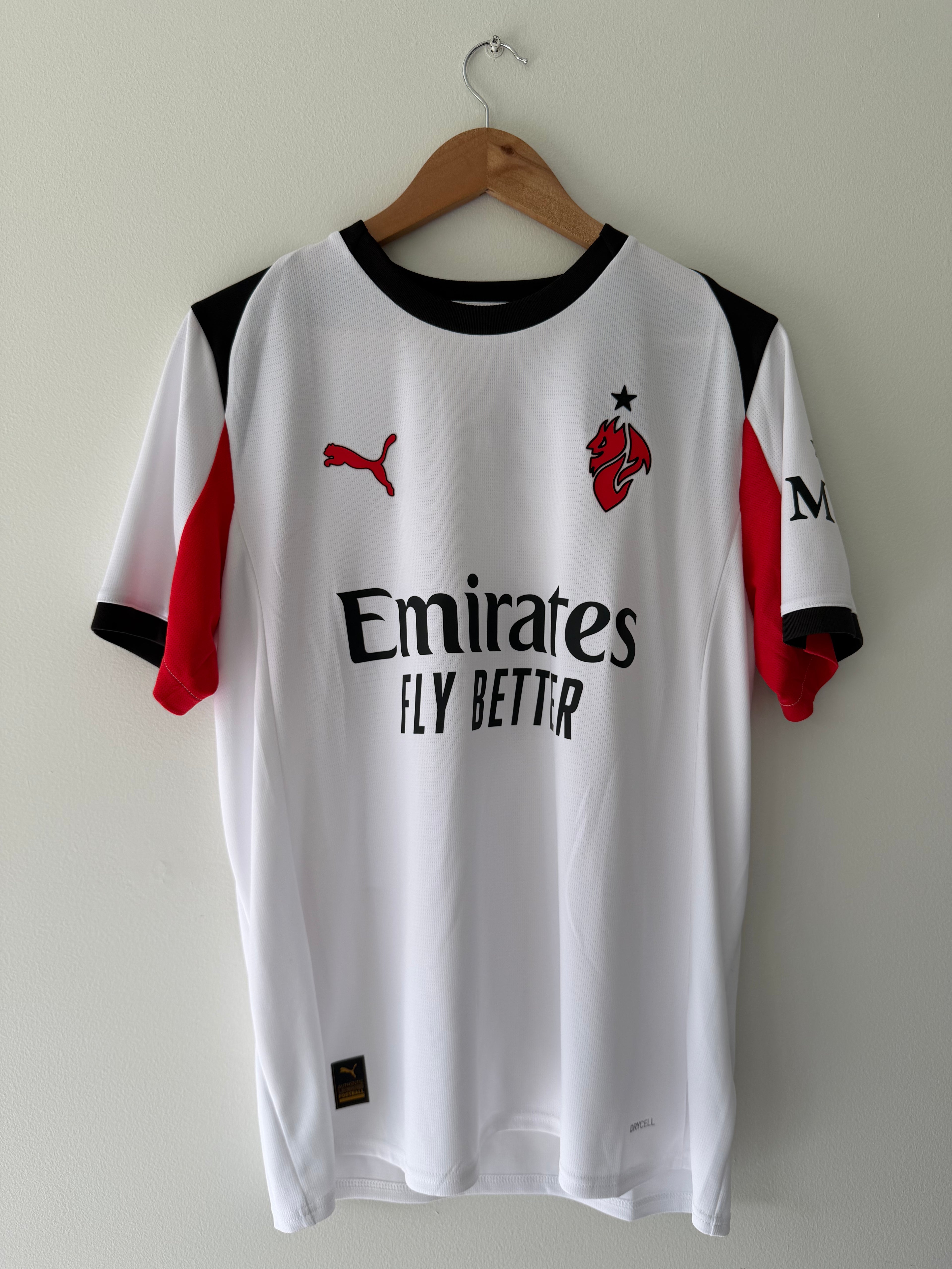 AC Milan 2025/26 Away - Luka Modric