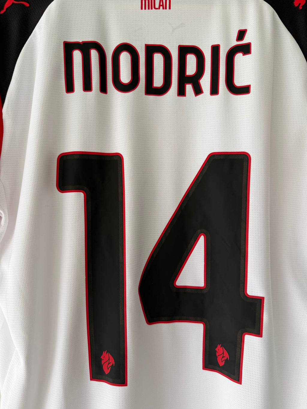 AC Milan 2025/26 Away - Luka Modric