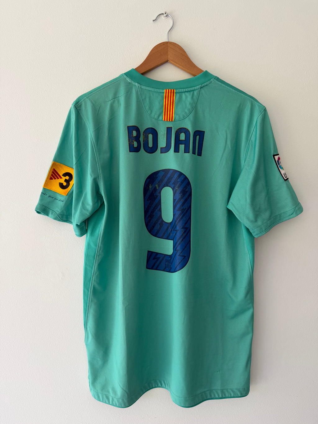 Barcelona 2010/11 Away - Bojan