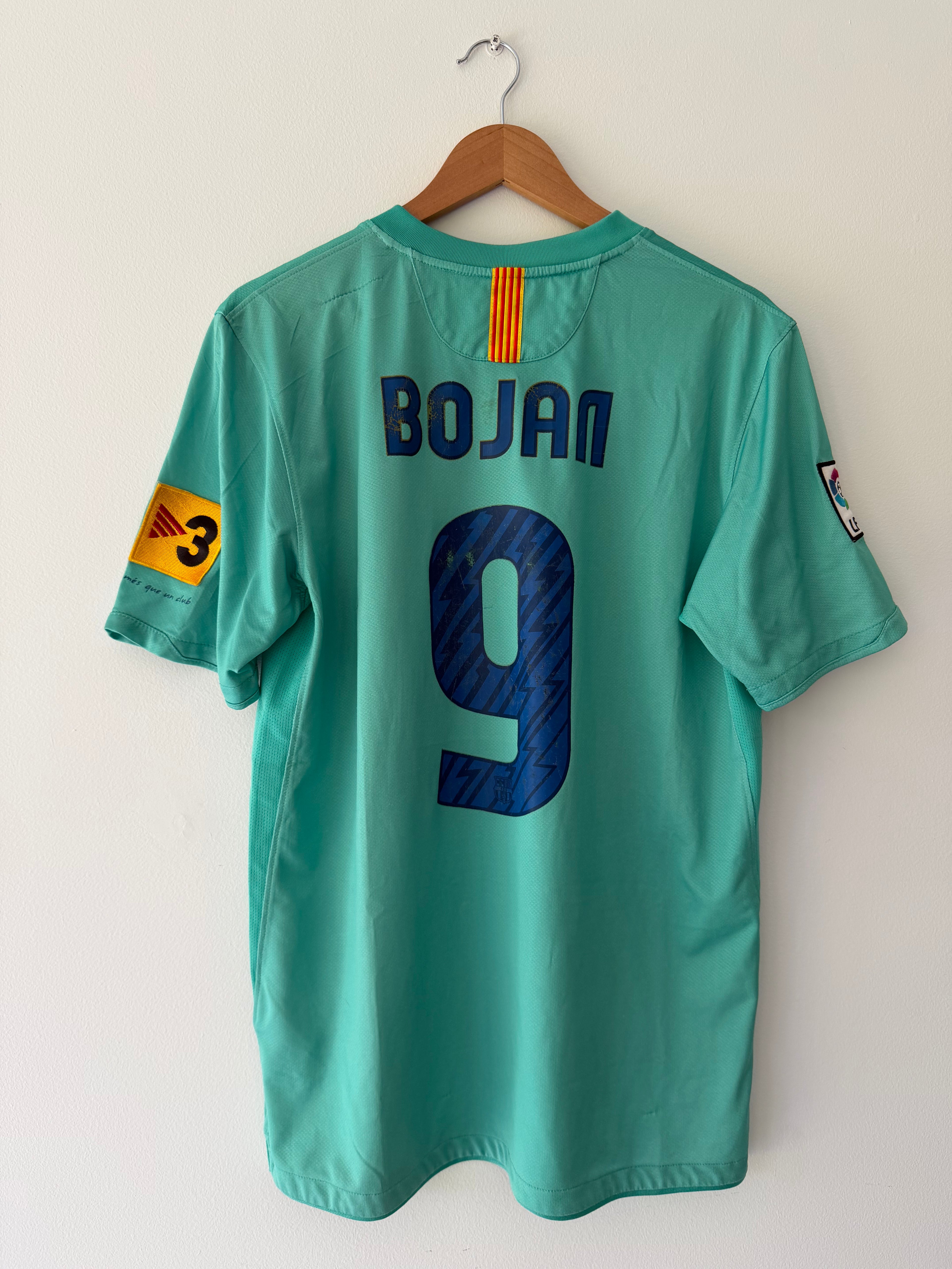 Barcelona 2010/11 Away - Bojan
