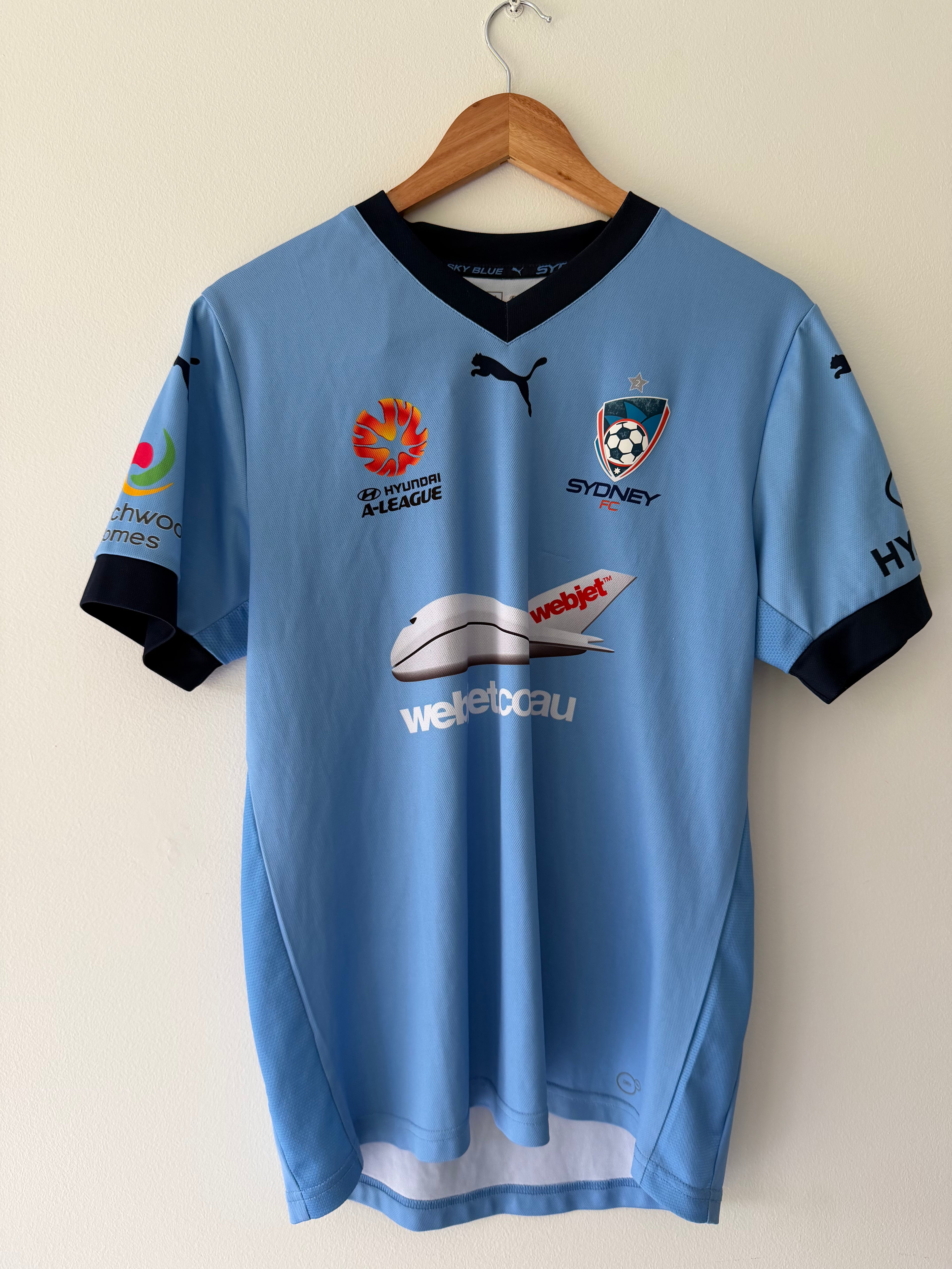 Sydney FC 2015/16 Home