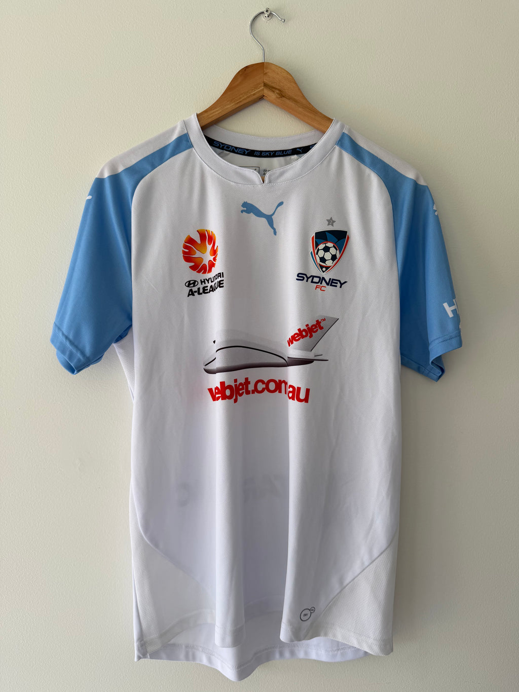 Sydney FC 2015/16 Away