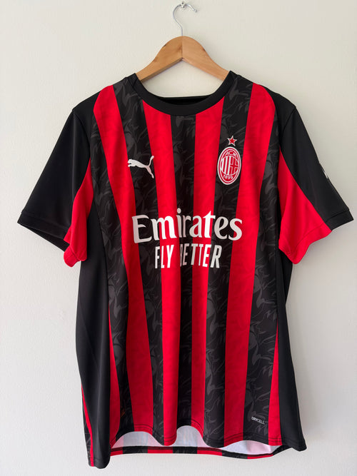 AC Milan 2025/26 Home - Luka Modric