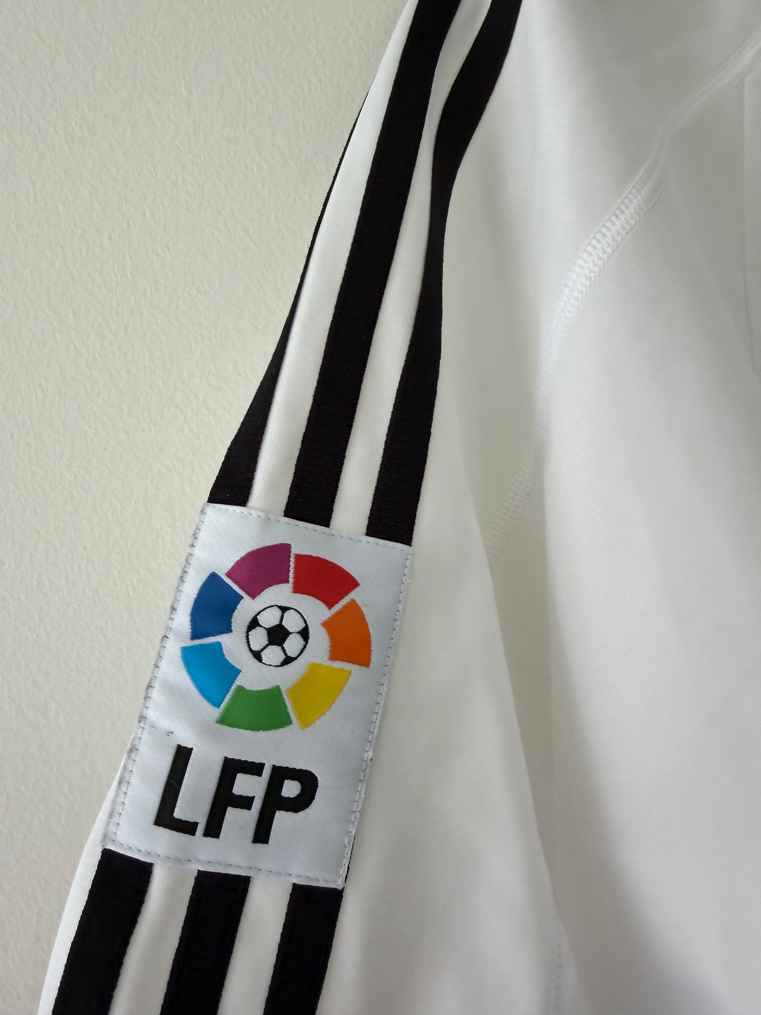 Real Madrid 2003/04 Home - Zinedine Zidane